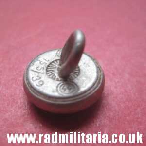 & genuine WW2 small WAFFEN SS Tunic BUTTON - RZM 155/39 SS, maker: Assmann Ludenscheid - RARE !!