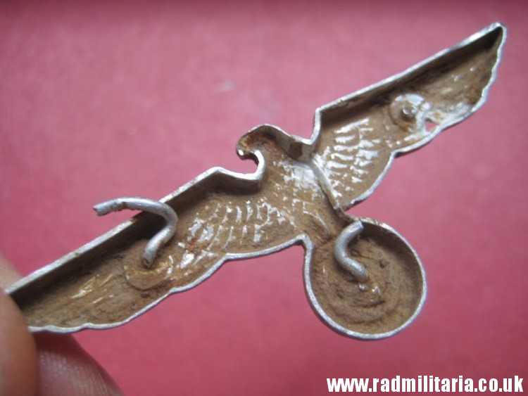& WW2 original German EAGLE CAP BADGE, aluminum - metal detecting find. - Image 5