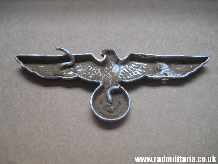 & WW2 original German EAGLE CAP BADGE, aluminum - metal detecting find. - Image 15