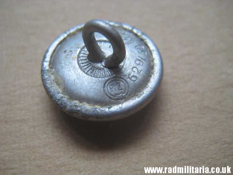 & WW2 German WAFFEN SS Tunic BUTTON - RZM 629/39 SS, very RARE !! - Image 10