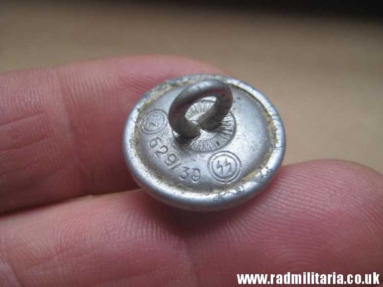 & WW2 German WAFFEN SS Tunic BUTTON - RZM 629/39 SS, very RARE !! - Image 18