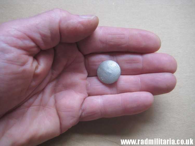 & WW2 German WAFFEN SS Tunic BUTTON - RZM 629/39 SS, very RARE !! - Image 19