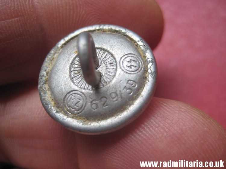 & WW2 German WAFFEN SS Tunic BUTTON - RZM 629/39 SS, very RARE !!