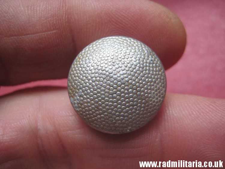 & WW2 German WAFFEN SS Tunic BUTTON - RZM 629/39 SS, very RARE !! - Image 25