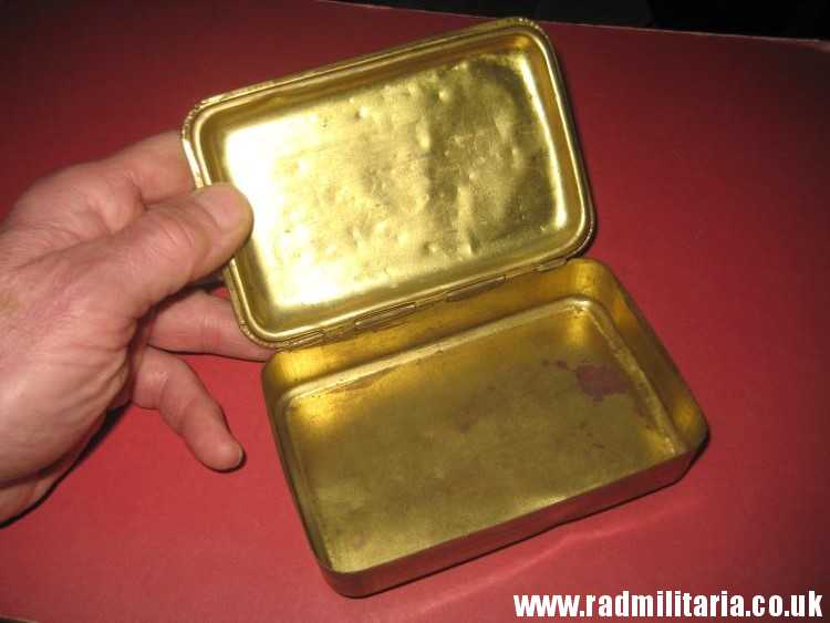 & WW1 Original Brass Princess Mary Christmas 1914 Gift Cigarette Box Case. - Image 20