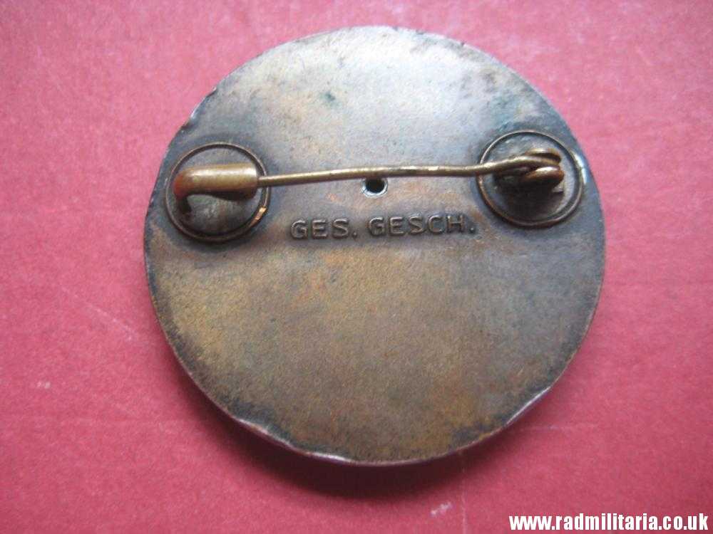 & WW2 German Red Cross ENAMEL BADGE/BROOCH - DRK Brosche Schwesternhelferin, Genuine. - Image 13