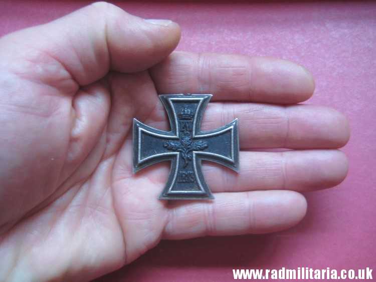 & original WW1 German IRON CROSS 2nd class - damaged. - Image 12