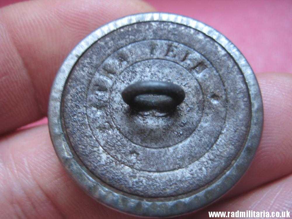 & WW1 German Army large MILITARY BUTTON with eagle, German soldiers collar button. - Image 9