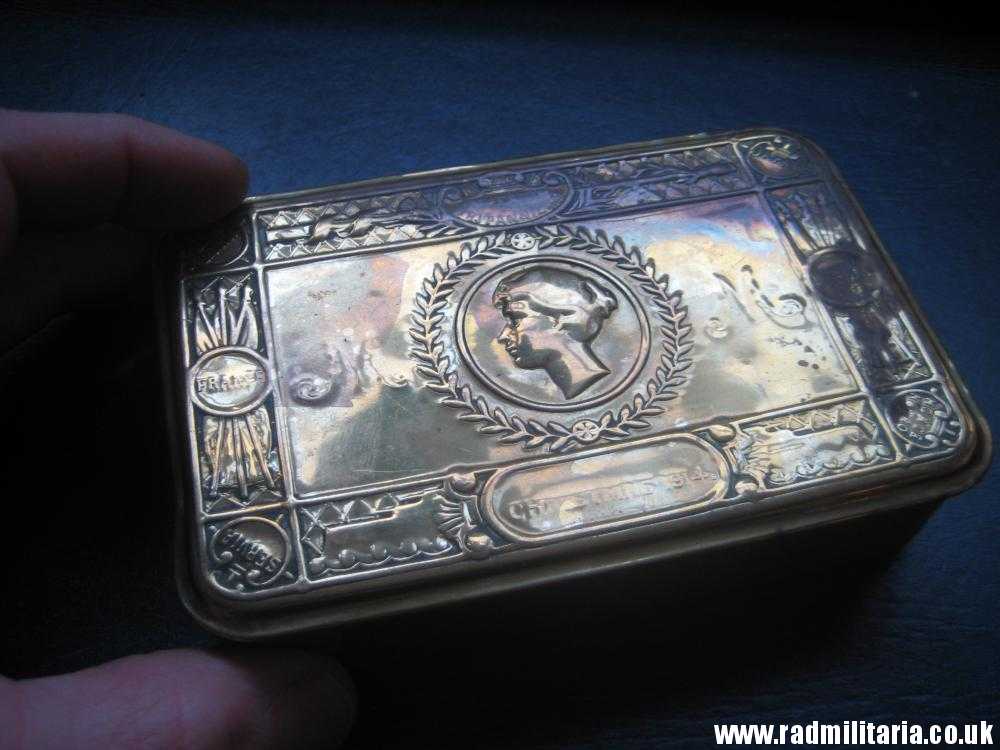 & WW1 Original Brass Princess Mary Christmas 1914 Gift Cigarette Box Case. - Image 3