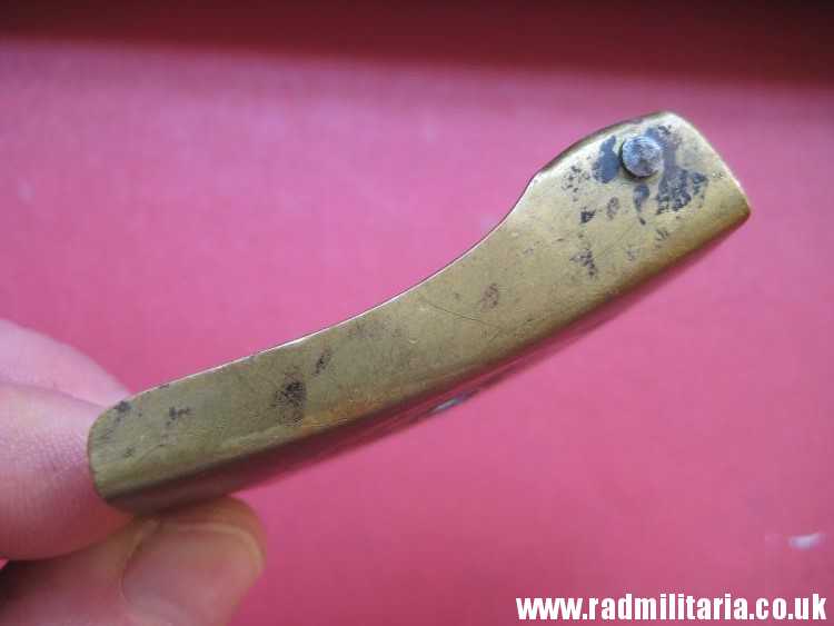 & WW1 original German/Prussian BELT BUCKLE made of brass with lost nickel center. - Image 7