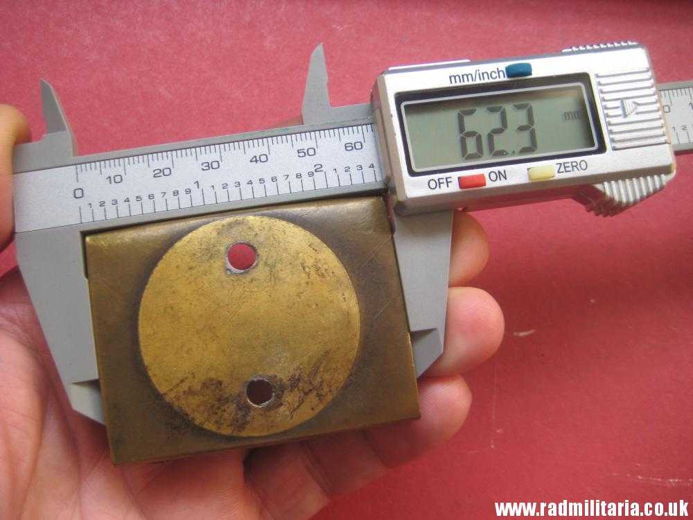 & WW1 original German/Prussian BELT BUCKLE made of brass with lost nickel center. - Image 12