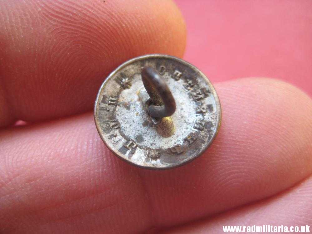 & WW1 Polish MILITARY BUTTON with crowned eagle: I Korpus Polski w Rosji - maker: Kopiejkin Pietrograd Russia, very rare !!! - Image 9