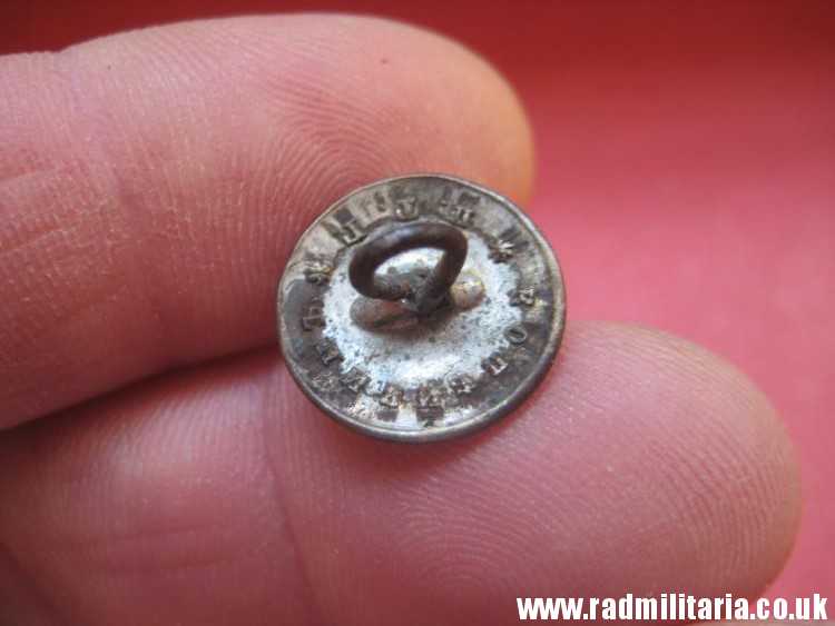 & WW1 Polish MILITARY BUTTON with crowned eagle: I Korpus Polski w Rosji - maker: Kopiejkin Pietrograd Russia, very rare !!! - Image 16