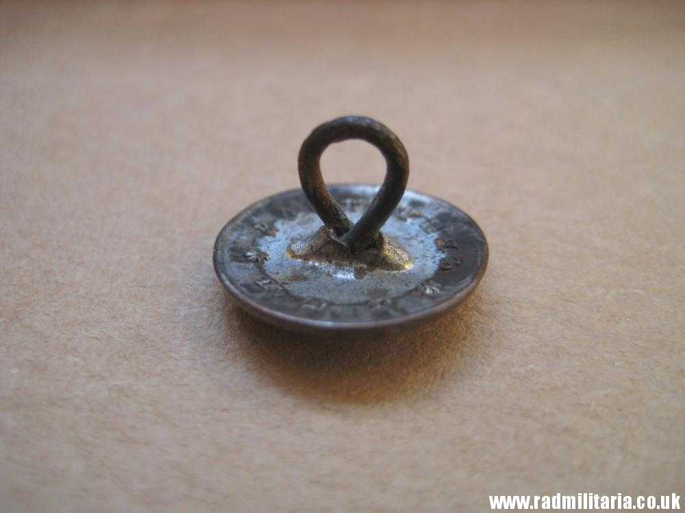 & WW1 Polish MILITARY BUTTON with crowned eagle: I Korpus Polski w Rosji - maker: Kopiejkin Pietrograd Russia, very rare !!! - Image 4