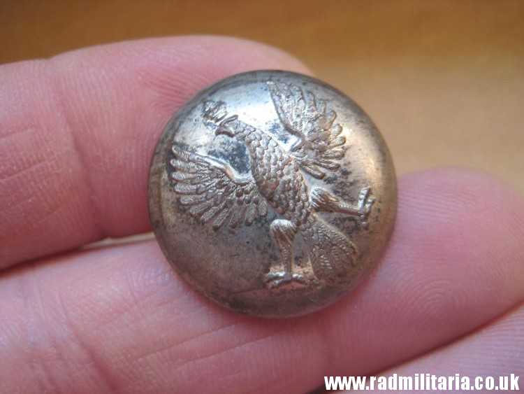 & WW1 Polish MILITARY BUTTON with eagle: I Korpus Polski w Rosji - maker: Kopiejkin Pietrograd Russia, very rare !! - Image 8
