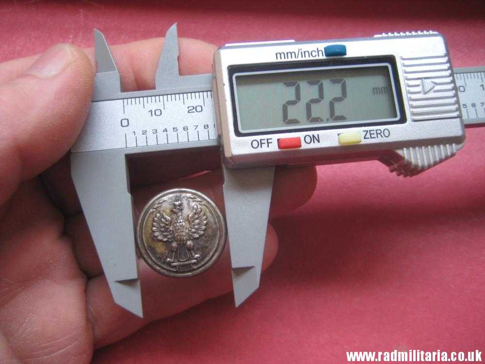 & WW1 Polish MILITARY BUTTON with eagle: I Korpus Polski w Rosji - maker: Kopiejkin Pietrograd Russia, very rare !! - Image 5