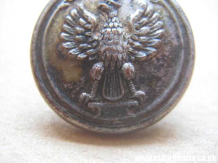 & WW1 Polish MILITARY BUTTON with eagle: I Korpus Polski w Rosji - maker: Kopiejkin Pietrograd Russia, very rare !! - Image 9