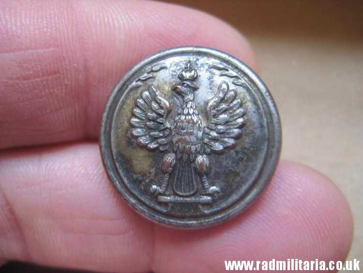 & WW1 Polish MILITARY BUTTON with eagle: I Korpus Polski w Rosji - maker: Kopiejkin Pietrograd Russia, very rare !! - Image 14