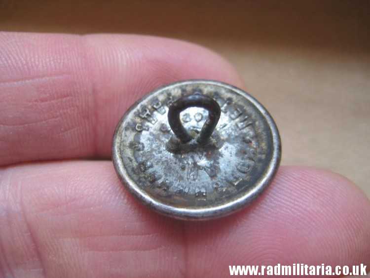 & WW1 Polish MILITARY BUTTON with eagle: I Korpus Polski w Rosji - maker: Kopiejkin Pietrograd Russia, very rare !! - Image 3