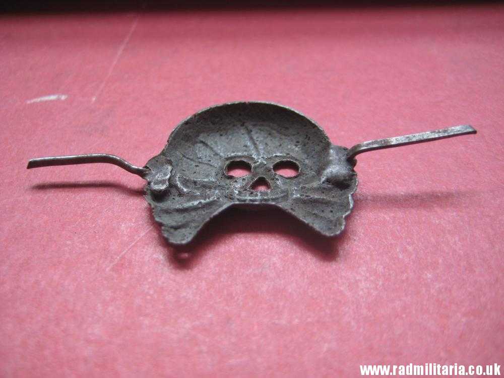 & WW2 original German SKULL BADGE genuine Panzer Collar BADGE - metal detecting find. - Image 5