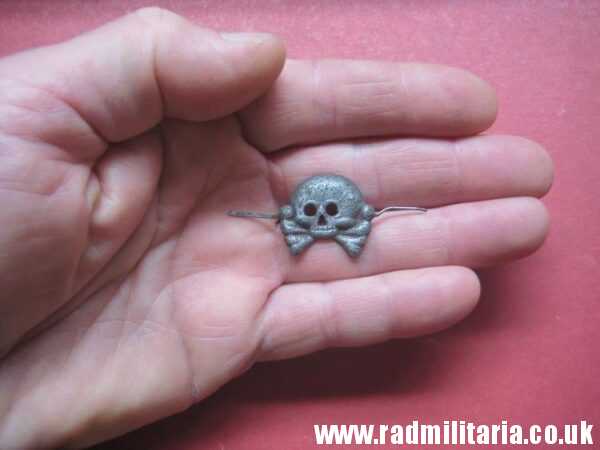 & WW2 original German SKULL BADGE genuine Panzer Collar BADGE - metal detecting find. - Image 6