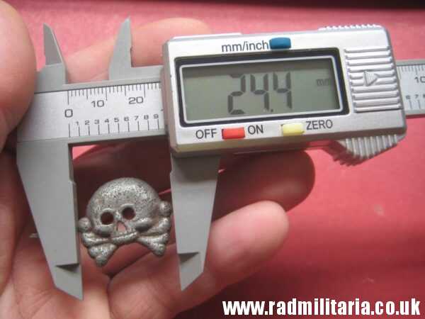 & WW2 original German SKULL BADGE genuine Panzer Collar BADGE - metal detecting find. - Image 9
