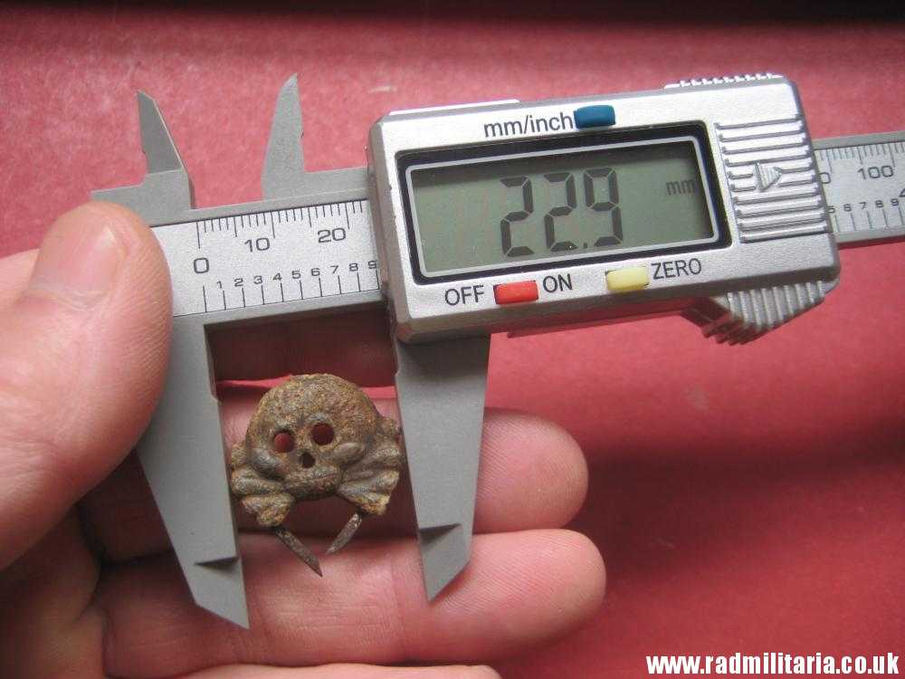 & WW2 original German zinc SKULL BADGE genuine Panzer Collar BADGE - metal detecting find. - Image 10