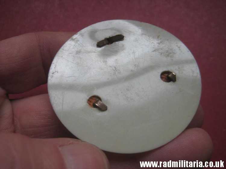 & post WW2 Royal Air Force CAP BADGE RAF original good quality Warrant Officer's BADGE, genuine - Image 5