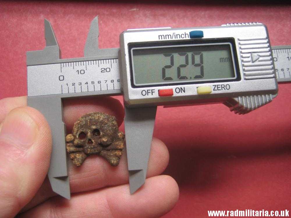 & WW2 original German zinc SKULL BADGE genuine Panzer Collar BADGE - metal detecting find. - Image 12