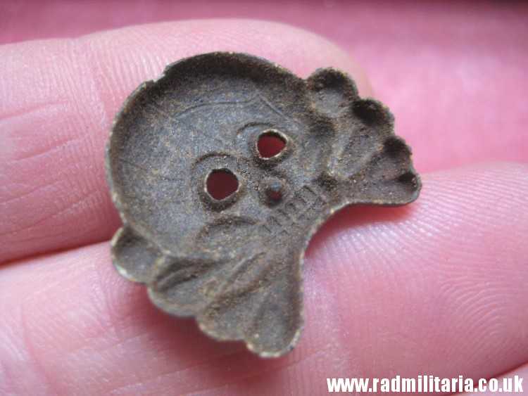 & WW2 original German zinc SKULL BADGE genuine Panzer Collar BADGE - metal detecting find. - Image 5