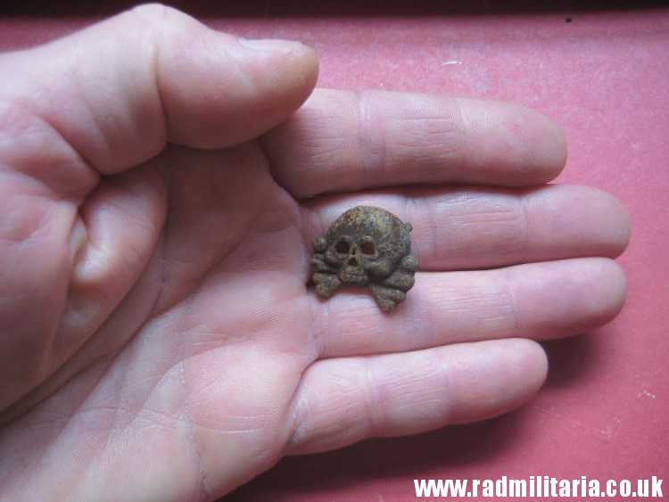 & WW2 original German zinc SKULL BADGE genuine Panzer Collar BADGE - metal detecting find. - Image 8
