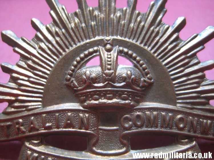 & WW1/WW2 Australian RISING SUN BADGE bronze Cap Badge, original !! - Image 7