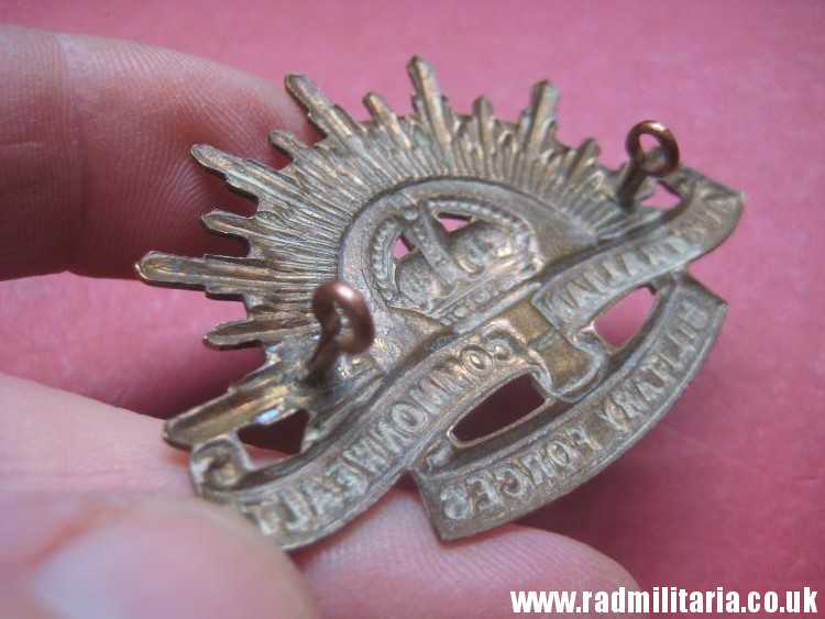 & WW1/WW2 Australian RISING SUN BADGE bronze Cap Badge, original !! - Image 4