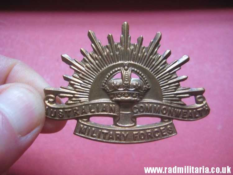 & WW1/WW2 Australian RISING SUN BADGE bronze Cap Badge, original !! - Image 10