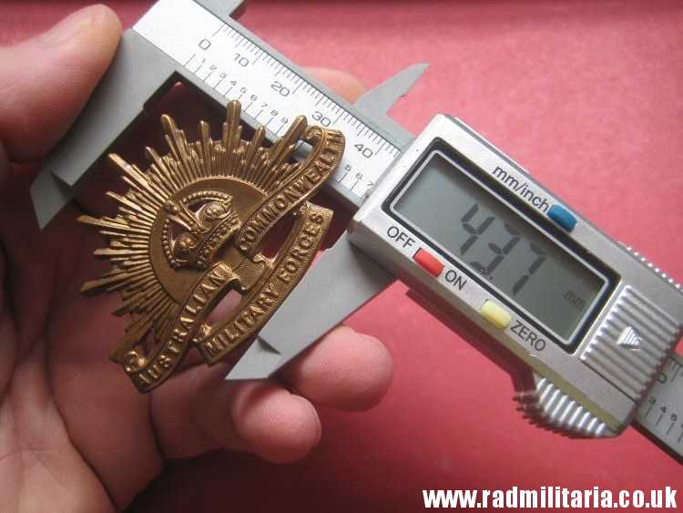 & WW1/WW2 Australian RISING SUN BADGE bronze Cap Badge, original !! - Image 15