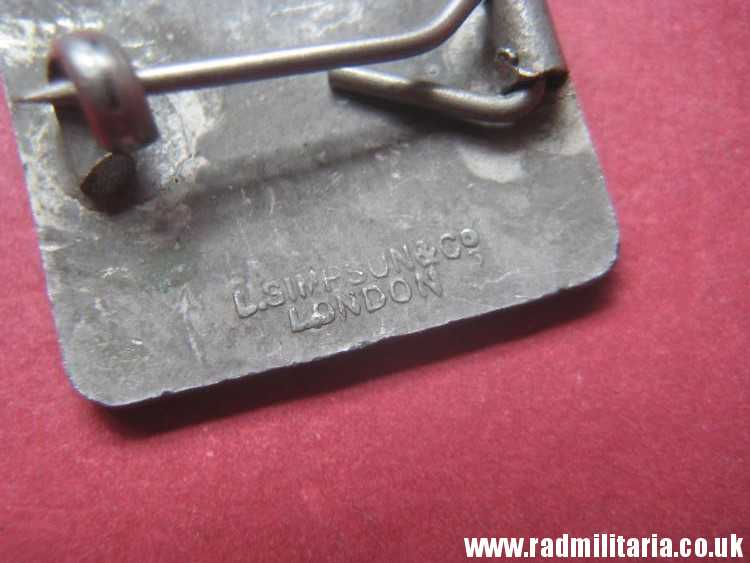 & WW2 Womens Voluntary Service Civil Defence original METAL BADGE - W.V.S - Image 7