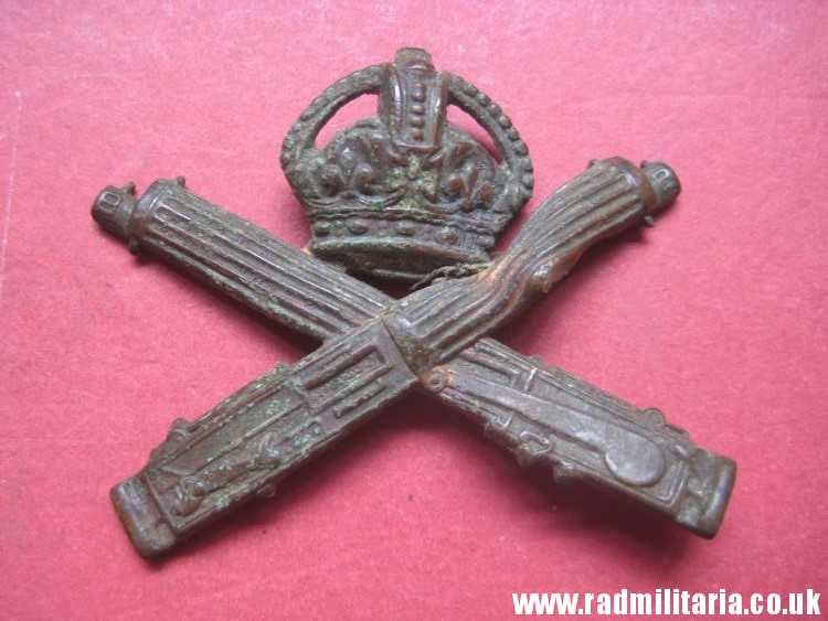 & WW1 British Machine Gun Corps CAP BADGE bronze BADGE - metal detecting find. - Image 2