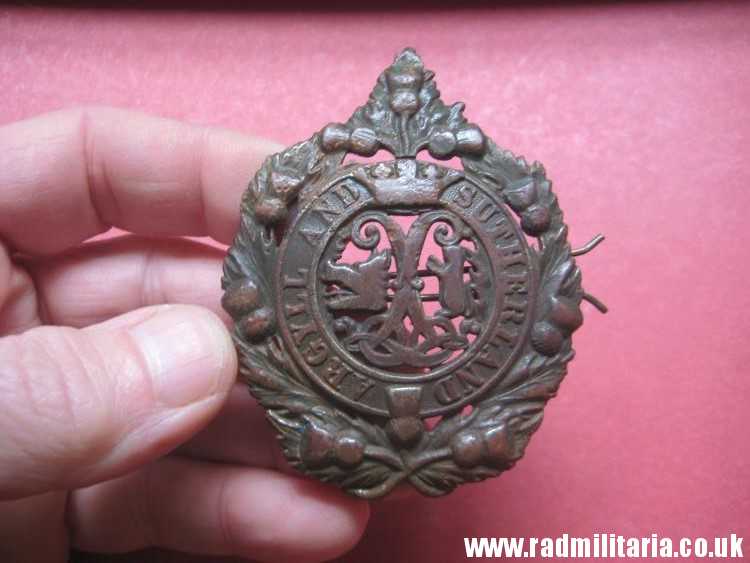 & WW1 Scottish badge: British Military Cap Badge ARGYLL & SUTHERLAND HIGHLANDERS Regiment - 100% genuine.