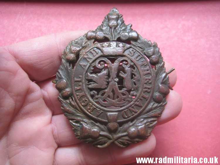 & WW1 Scottish badge: British Military Cap Badge ARGYLL & SUTHERLAND HIGHLANDERS Regiment - 100% genuine. - Image 8