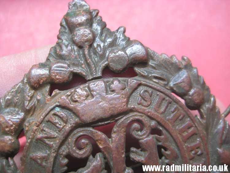 & WW1 Scottish badge: British Military Cap Badge ARGYLL & SUTHERLAND HIGHLANDERS Regiment - 100% genuine. - Image 11