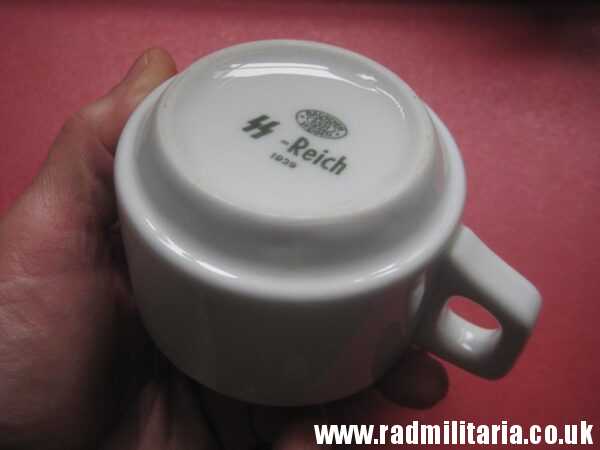 & WW2 original German WAFFEN SS porcelain MUG - SS-REICH, maker: BAUSCHER WEIDEN 1939. - Image 9