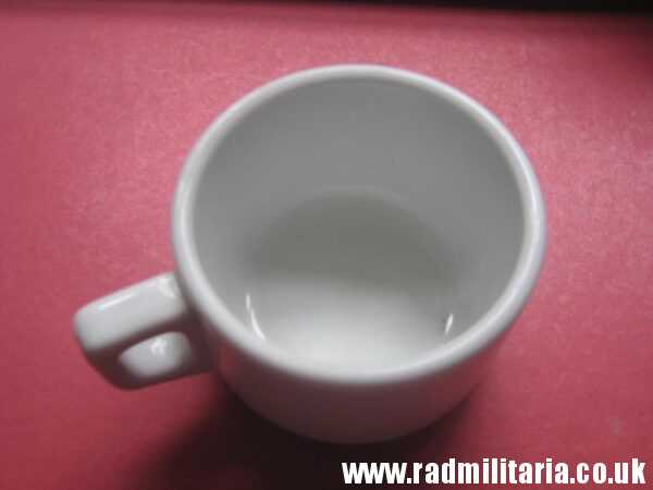 & WW2 original German WAFFEN SS porcelain MUG - SS-REICH, maker: BAUSCHER WEIDEN 1939. - Image 10