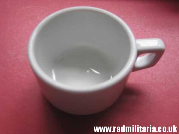 & WW2 original German WAFFEN SS porcelain MUG - SS-REICH, maker: BAUSCHER WEIDEN 1939. - Image 4