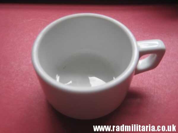 & WW2 original German WAFFEN SS porcelain MUG - SS-REICH, maker: BAUSCHER WEIDEN 1939. - Image 16
