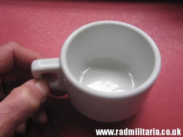 & WW2 original German WAFFEN SS porcelain MUG - SS-REICH, maker: BAUSCHER WEIDEN 1939. - Image 17