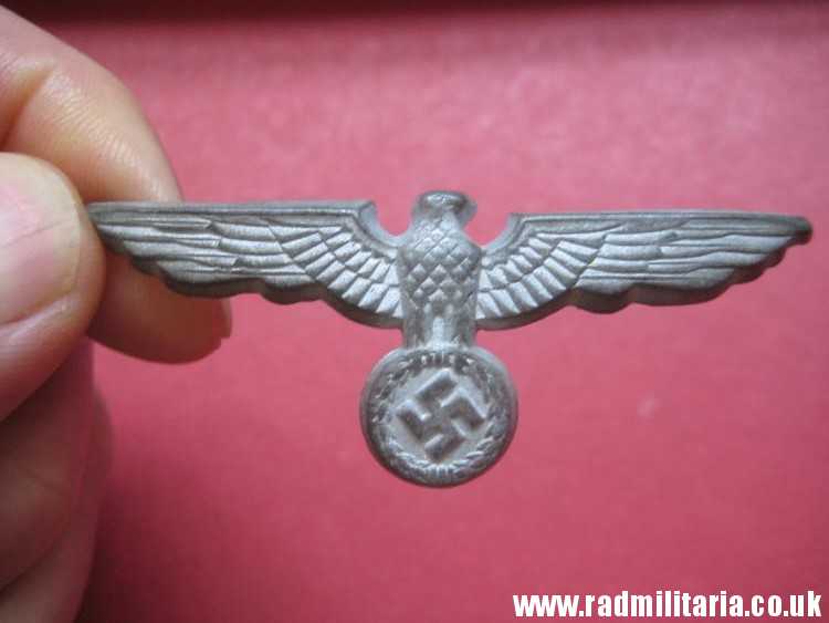& WW2 original German Wehrmacht EAGLE CAP BADGE in good condition, no maker marks - zinc. - Image 12