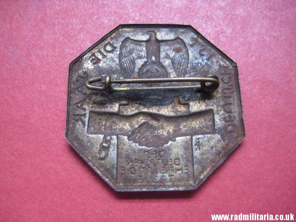 & original German TINNIE BADGE/Day Badge - DEUTSCH IST DIE SAAR 1934. - Image 3