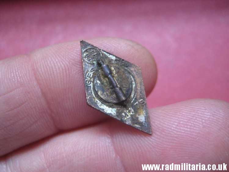 & WW2 GERMAN HJ MEMBERSHIP ENAMEL BADGE - HitlerJugend. RZM M1/78 Ges. Gesch. GENUINE ! - Image 9