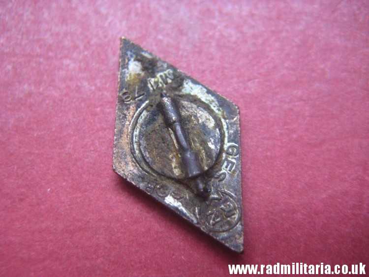 & WW2 GERMAN HJ MEMBERSHIP ENAMEL BADGE - HitlerJugend. RZM M1/78 Ges. Gesch. GENUINE ! - Image 12