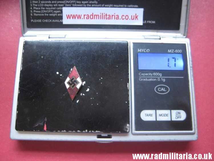 & WW2 GERMAN HJ MEMBERSHIP ENAMEL BADGE - HitlerJugend. RZM M1/78 Ges. Gesch. GENUINE ! - Image 8